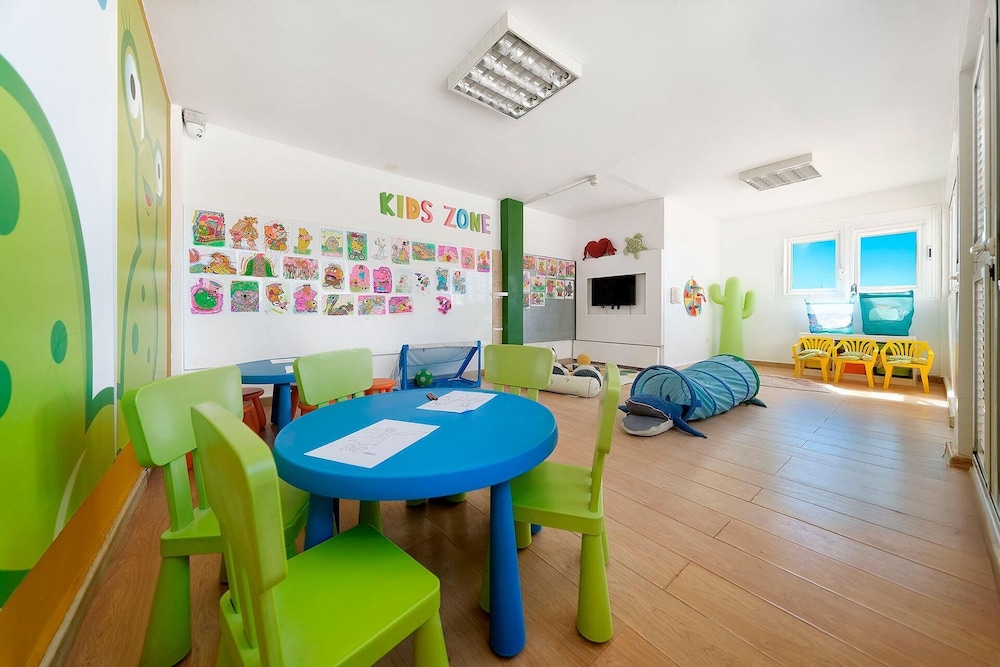 Servatur Altamadores — Attractions for children in Puerto Rico, Canary Islands