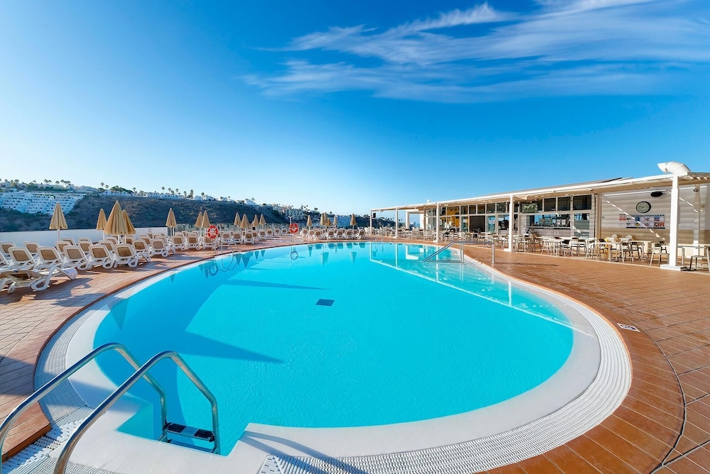 Servatur Altamadores — Swimming pool in Puerto Rico, Canary Islands