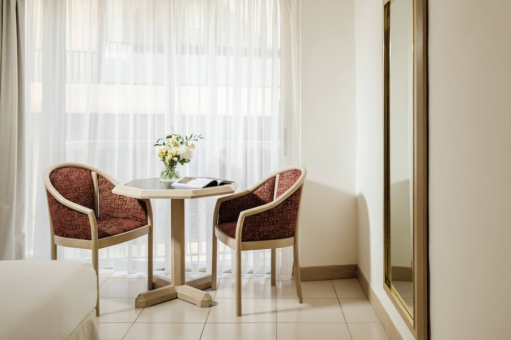 Diplomat Hotel — Hotel rooms in Sliema, Malta Island