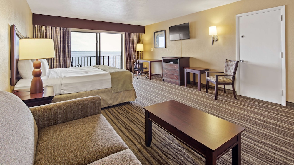 Best Western Fort Myers Waterfront — Hotel rooms in Fort Myers, Florida