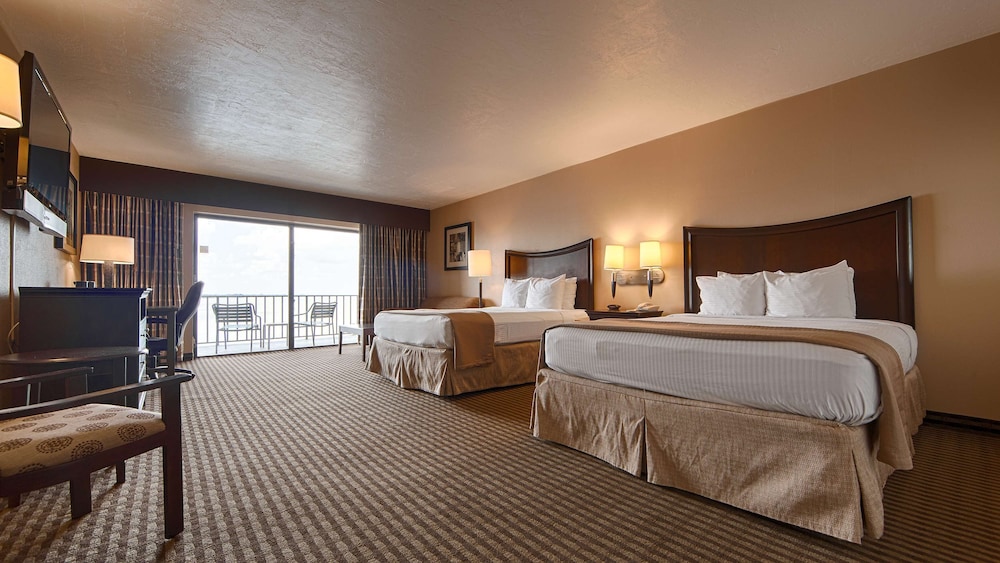 Best Western Fort Myers Waterfront — Hotel rooms in Fort Myers, Florida