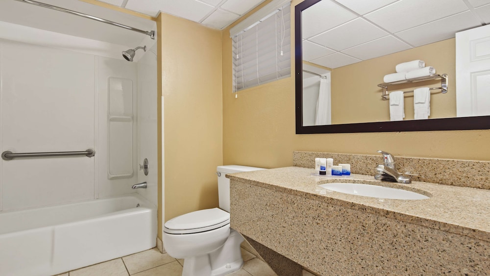 Best Western Fort Myers Waterfront — Hotel rooms in Fort Myers, Florida