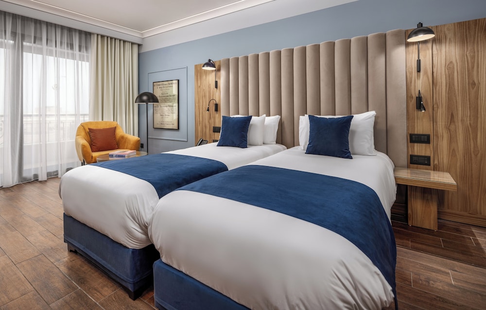 Vivaldi Malta — Hotel rooms in St Julian’s, Malta Island