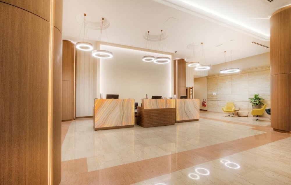 Vivaldi Malta — Hotel building in St Julian’s, Malta Island
