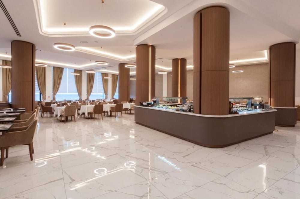 Vivaldi Malta — Restaurant & bars in St Julian’s, Malta Island