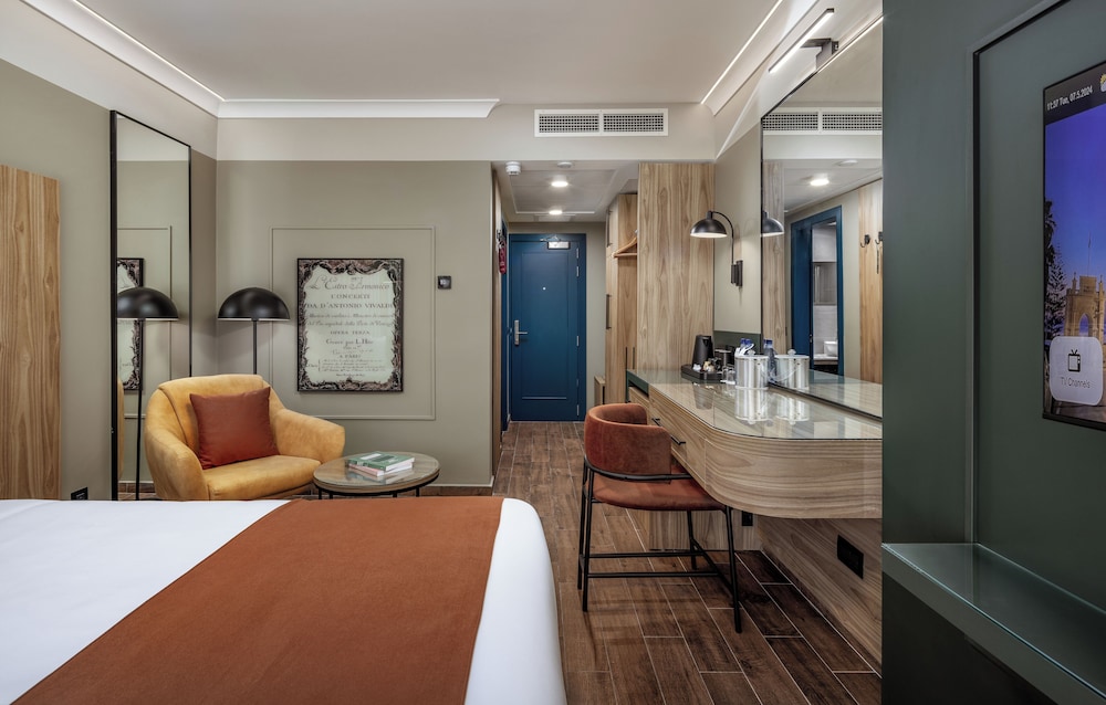 Vivaldi Malta — Hotel rooms in St Julian’s, Malta Island