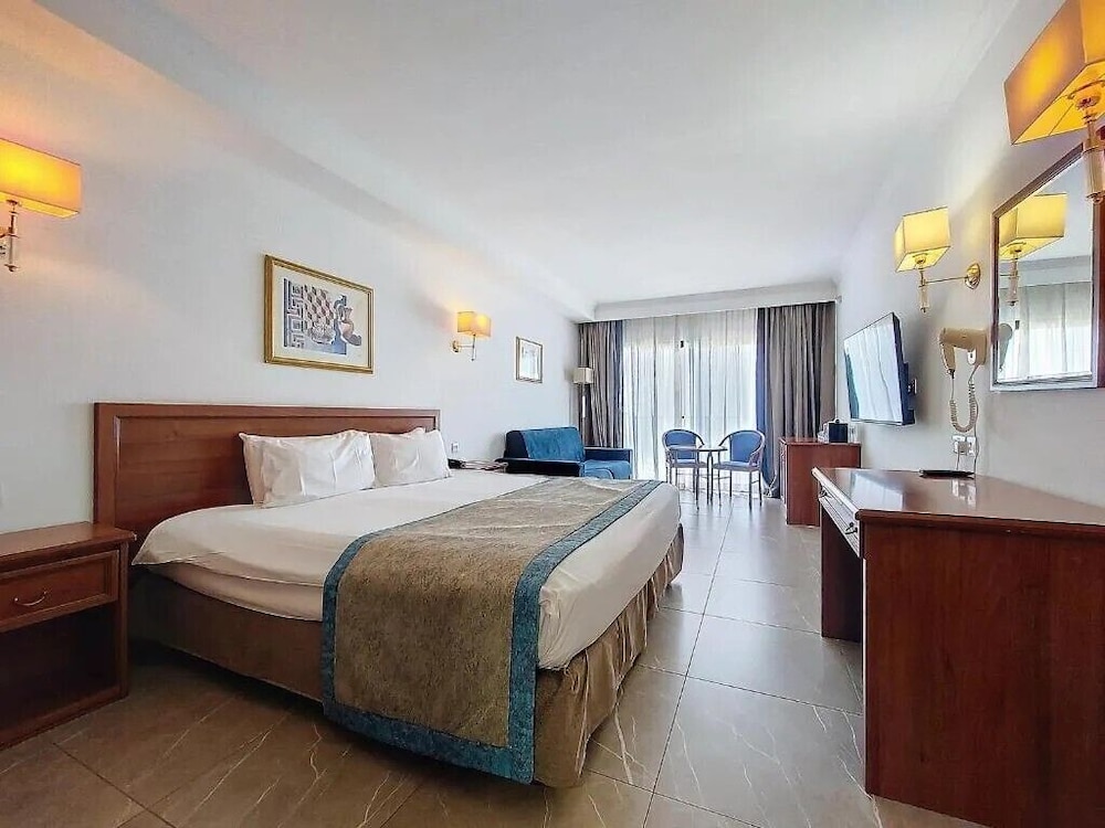 Vivaldi Malta — Hotel rooms in St Julian’s, Malta Island