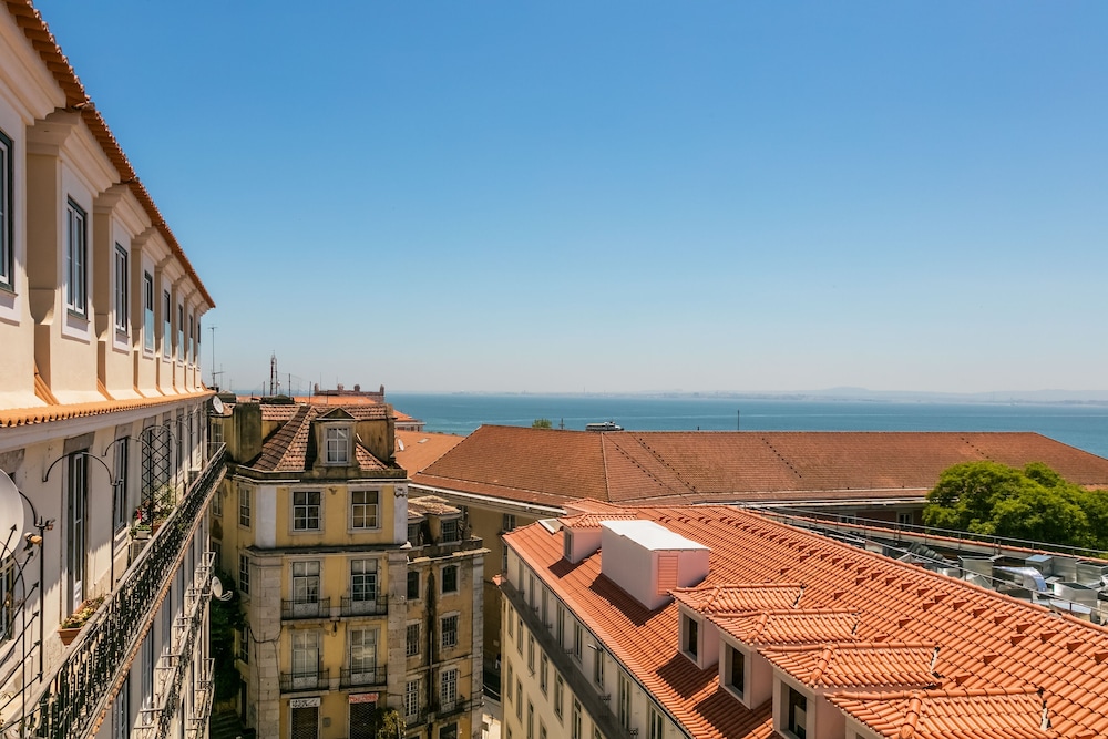 Almaria Edifício da Corte — Main photo in Lisbon, Lisboa