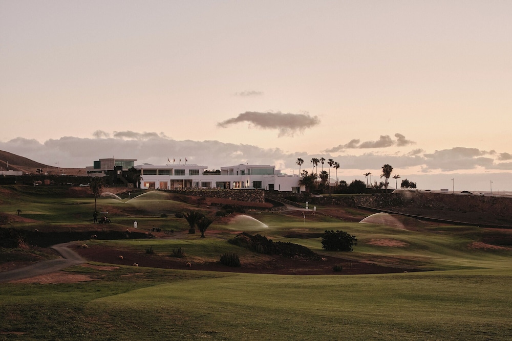 La Isla y el Mar Hotel Boutique - Adults Only — On-site activities in Puerto del Carmen, Canary Islands