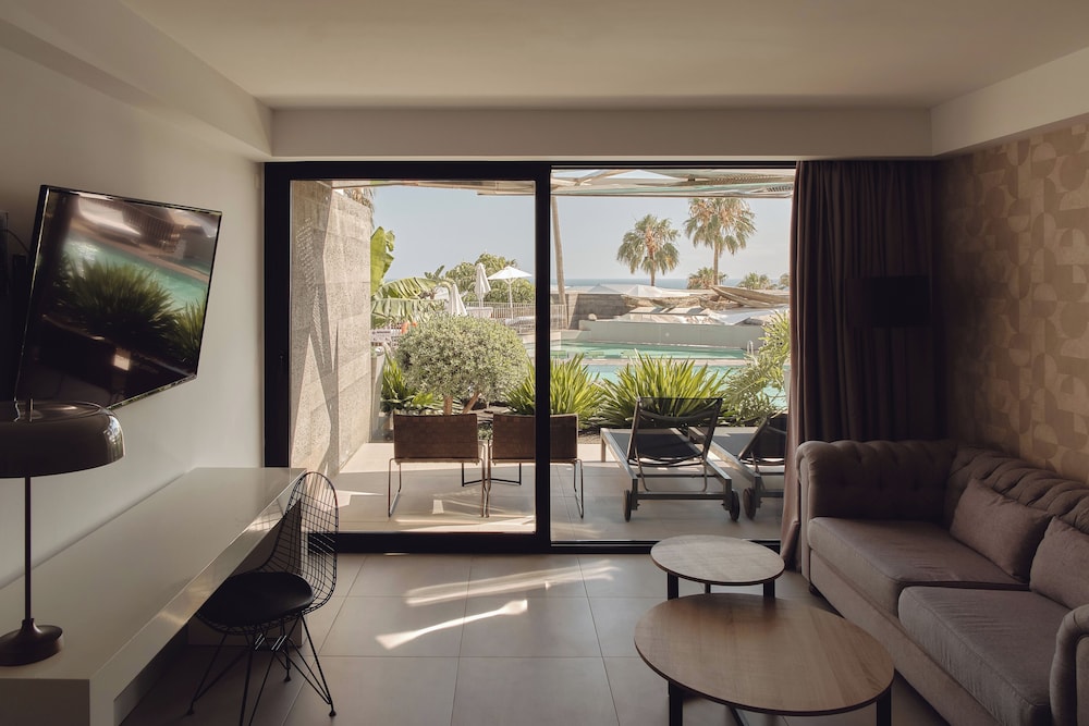 La Isla y el Mar Hotel Boutique - Adults Only — Rooms in Puerto del Carmen, Canary Islands