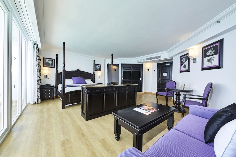 Hotel Riu Palace Paradise Island - Adults Only - All Inclusive — Hotel rooms in Paradise Island, New Providence