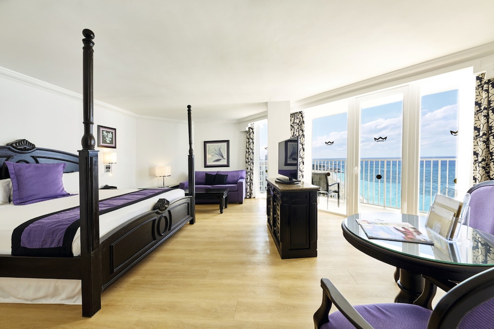 Hotel Riu Palace Paradise Island - Adults Only - All Inclusive — Hotel rooms in Paradise Island, New Providence