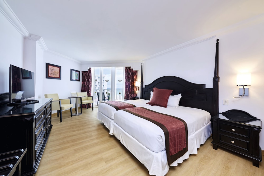 Hotel Riu Palace Paradise Island - Adults Only - All Inclusive — Hotel rooms in Paradise Island, New Providence