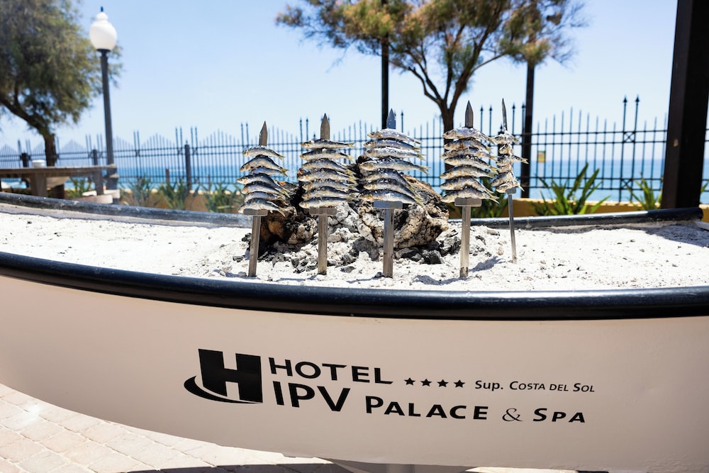 Hotel IPV Palace & Spa — Hotel building in Fuengirola, Andalusia
