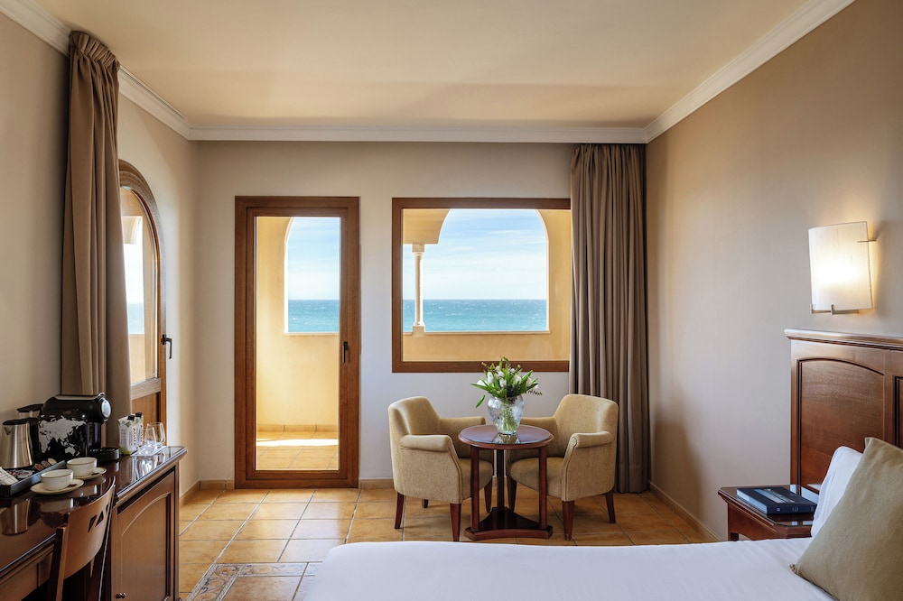 Hotel IPV Palace & Spa — Hotel rooms in Fuengirola, Andalusia