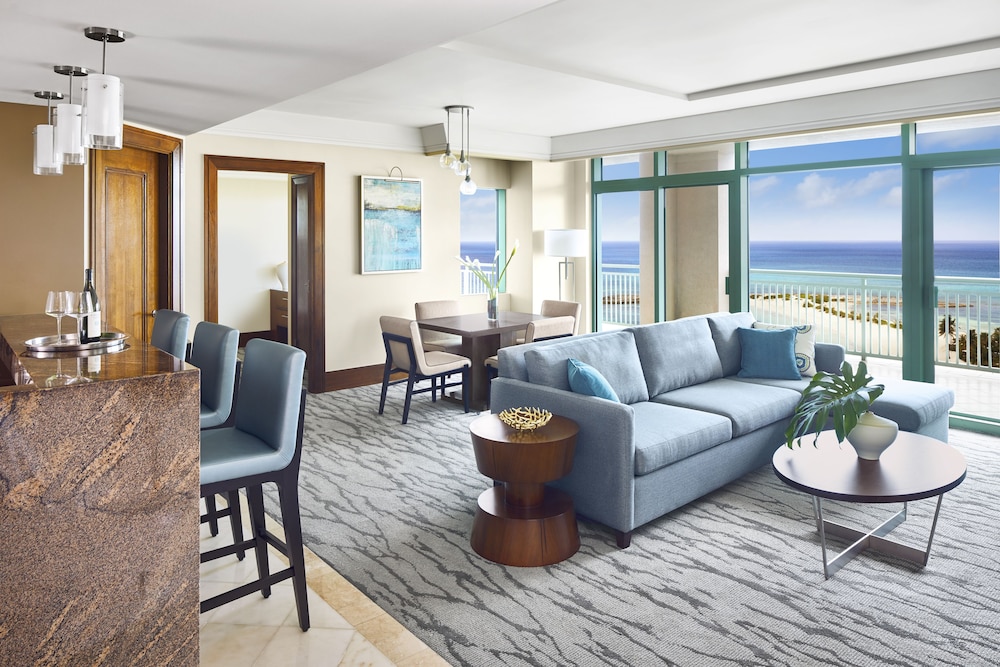 The Reef at Atlantis — Hotel rooms in Paradise Island, New Providence