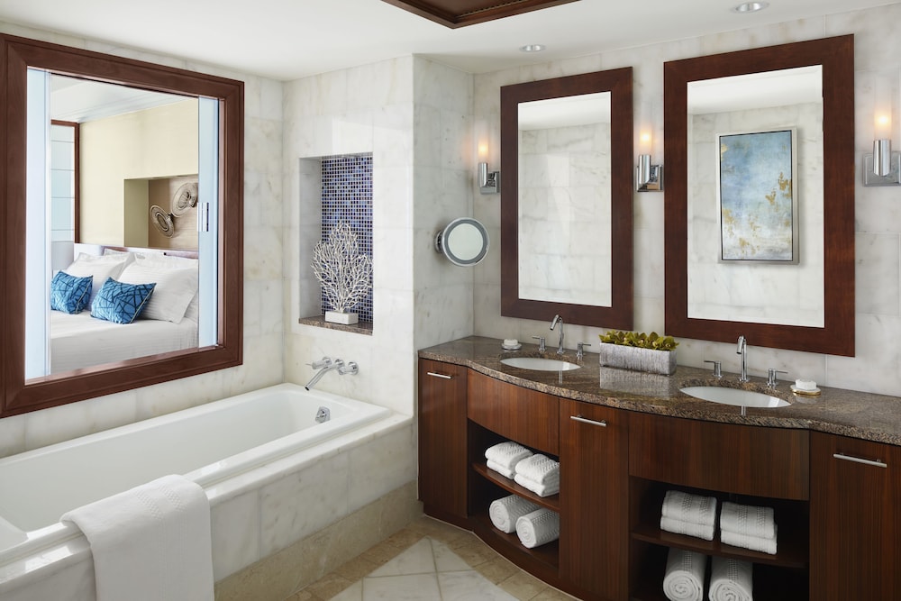 The Reef at Atlantis — Hotel rooms in Paradise Island, New Providence