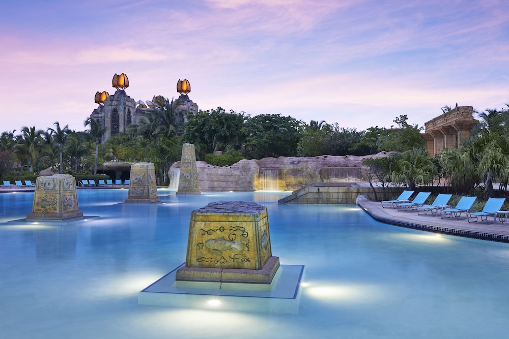 The Reef at Atlantis — Swimming pool in Paradise Island, New Providence