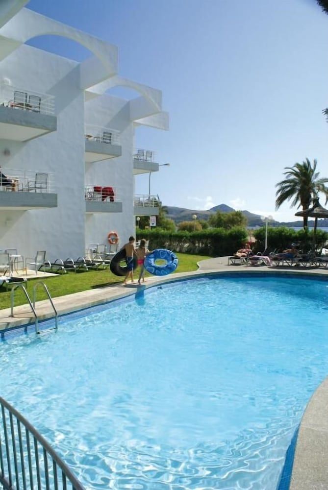 Bellamar Apartments image