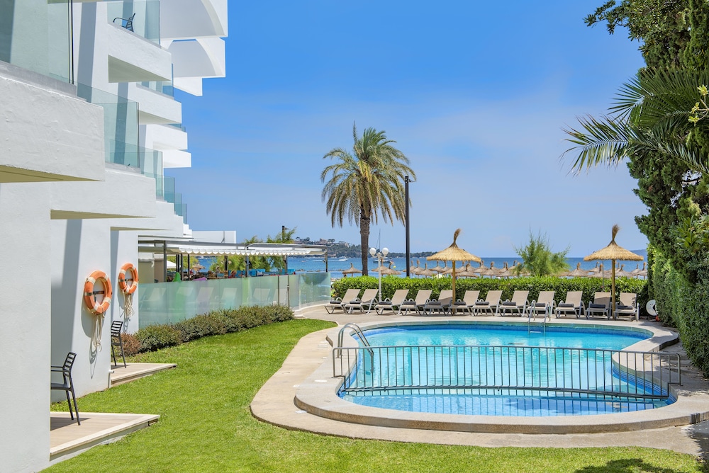 Bellamar Apartments — Swimming pool in Puerto Pollensa, Balearic Islands