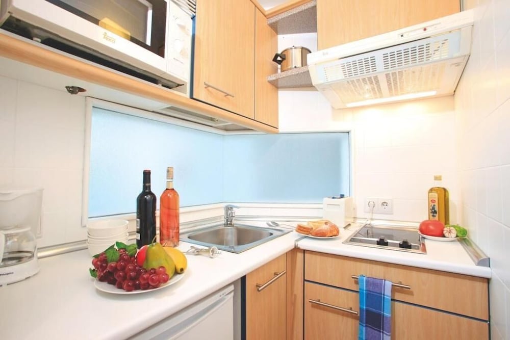 Bellamar Apartments — Hotel rooms in Puerto Pollensa, Balearic Islands