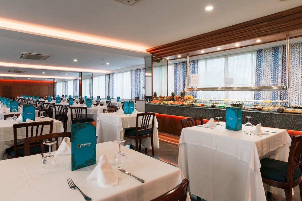 Hotel BelleVue Vistanova — Restaurant & bars in Magaluf, Balearic Islands