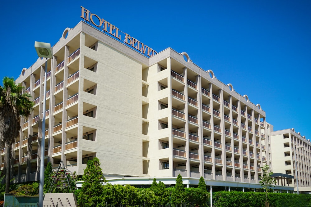 Ohtels Belvedere — Hotel building in Salou, Catalonia