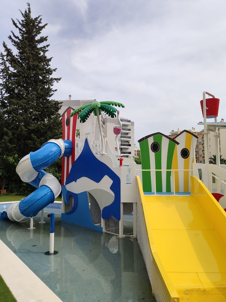 Ohtels Belvedere — Attractions for children in Salou, Catalonia