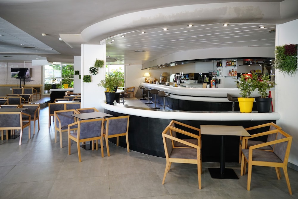 Ohtels Belvedere — Restaurant & bars in Salou, Catalonia