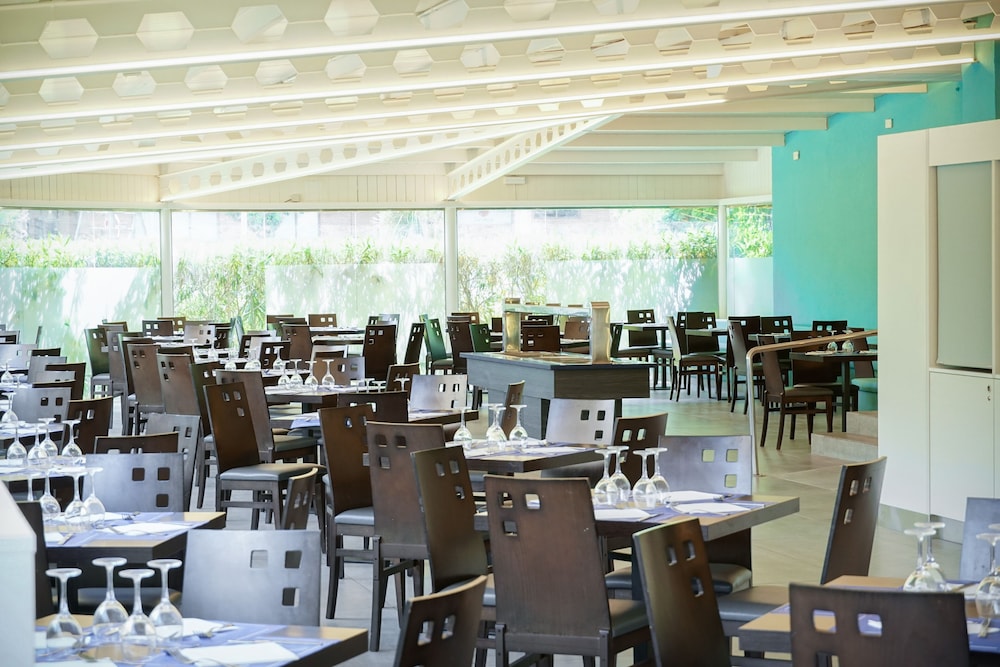 Ohtels Belvedere — Restaurant & bars in Salou, Catalonia