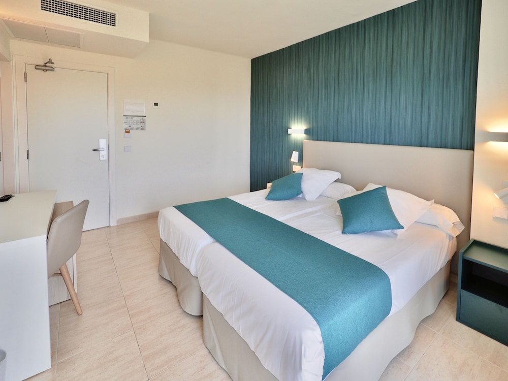 BQ Belvedere Hotel — Hotel rooms in La Bonanova, Balearic Islands