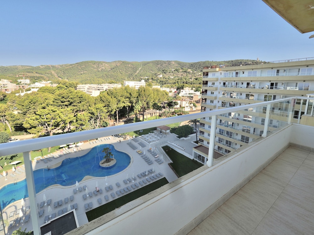 BQ Belvedere Hotel — Swimming pool in La Bonanova, Balearic Islands