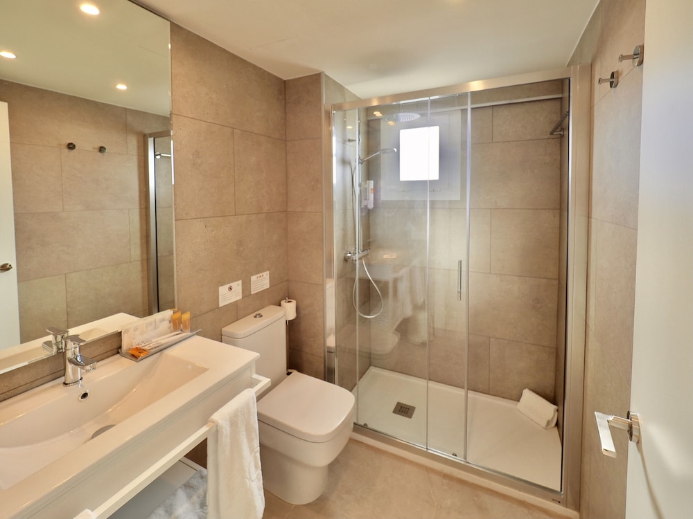 BQ Belvedere Hotel — Hotel rooms in La Bonanova, Balearic Islands