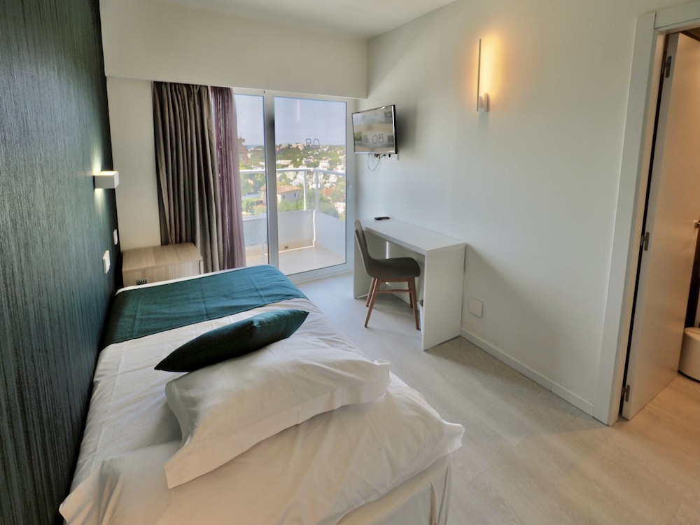 BQ Belvedere Hotel — Hotel rooms in La Bonanova, Balearic Islands
