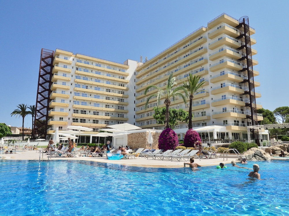 BQ Belvedere Hotel — Swimming pool in La Bonanova, Balearic Islands