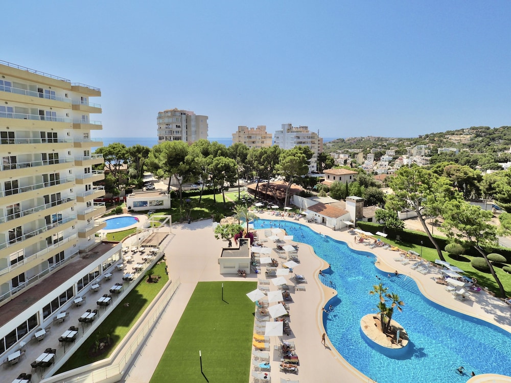 BQ Belvedere Hotel — Swimming pool in La Bonanova, Balearic Islands