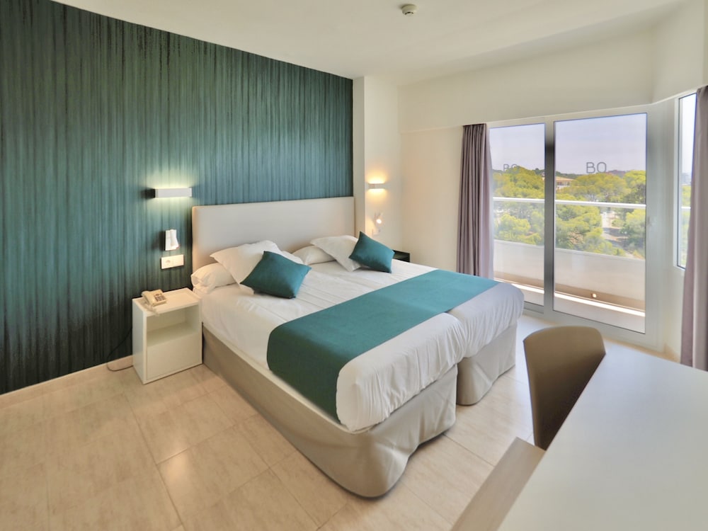 BQ Belvedere Hotel — Hotel rooms in La Bonanova, Balearic Islands