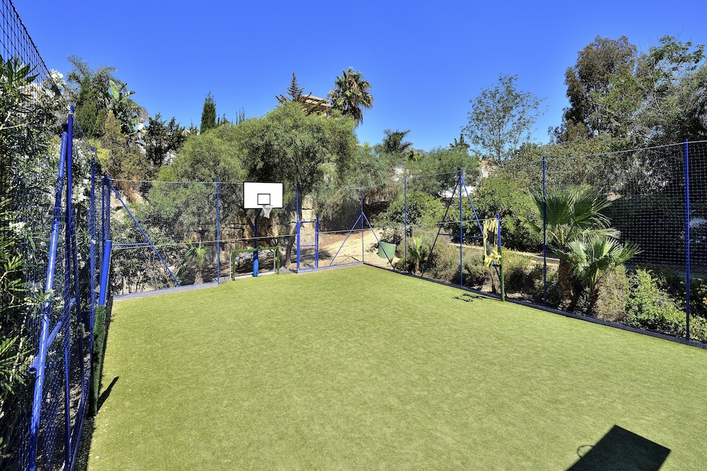 Benalmádena Palace - Hotel SPA & Apartments — Sports & recreation in Benalmadena, Andalusia