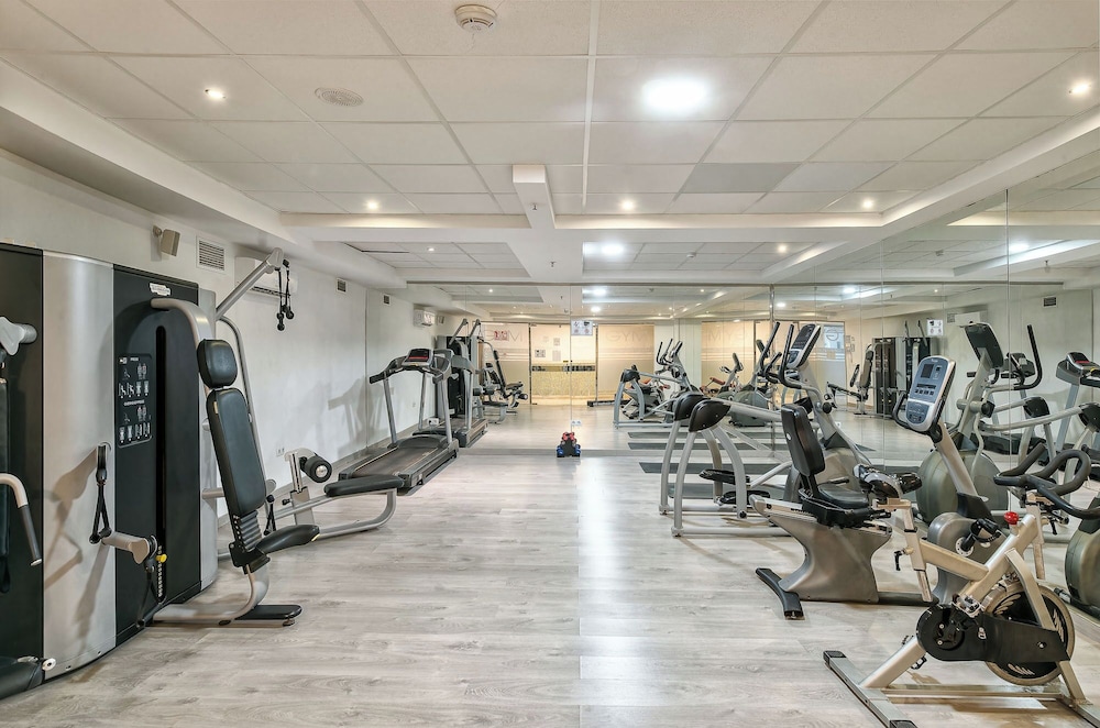 Benalmádena Palace - Hotel SPA & Apartments — Sports & recreation in Benalmadena, Andalusia