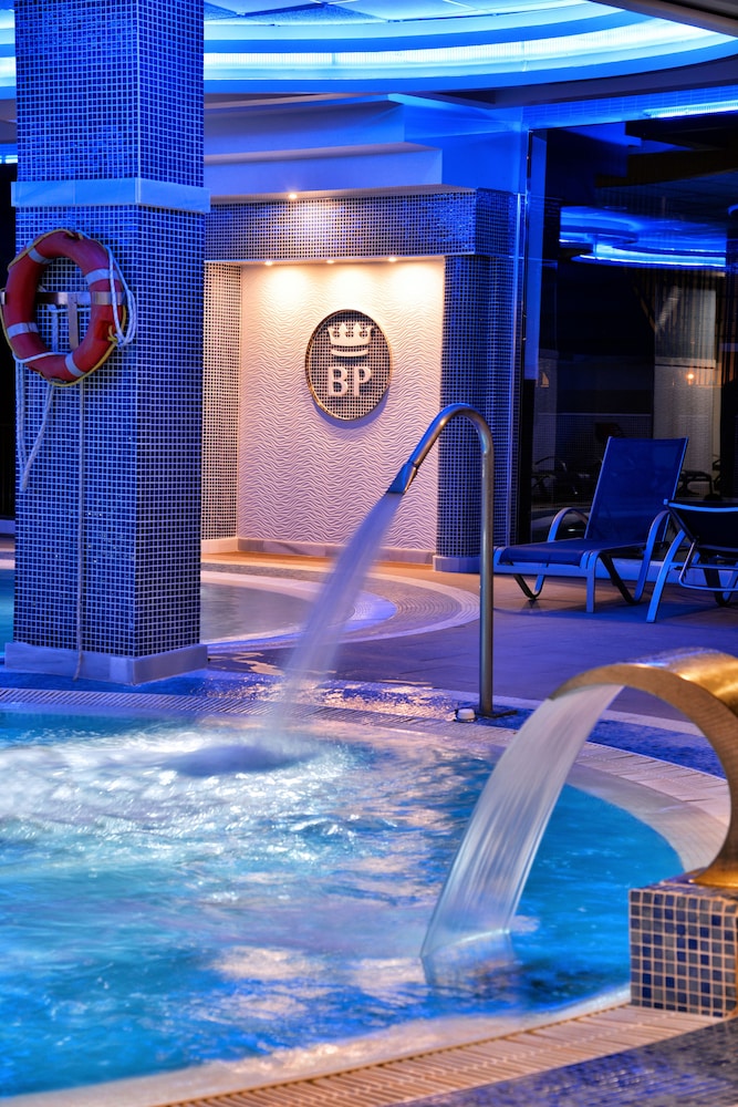 Benalmádena Palace - Hotel SPA & Apartments — Spa in Benalmadena, Andalusia