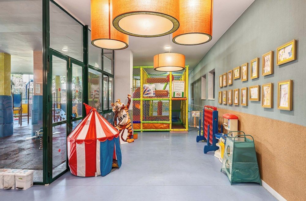 Benalmádena Palace - Hotel SPA & Apartments — Attractions for children in Benalmadena, Andalusia