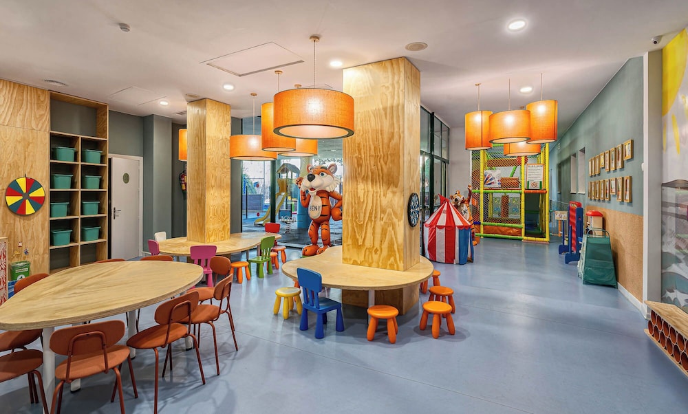 Benalmádena Palace - Hotel SPA & Apartments — Attractions for children in Benalmadena, Andalusia