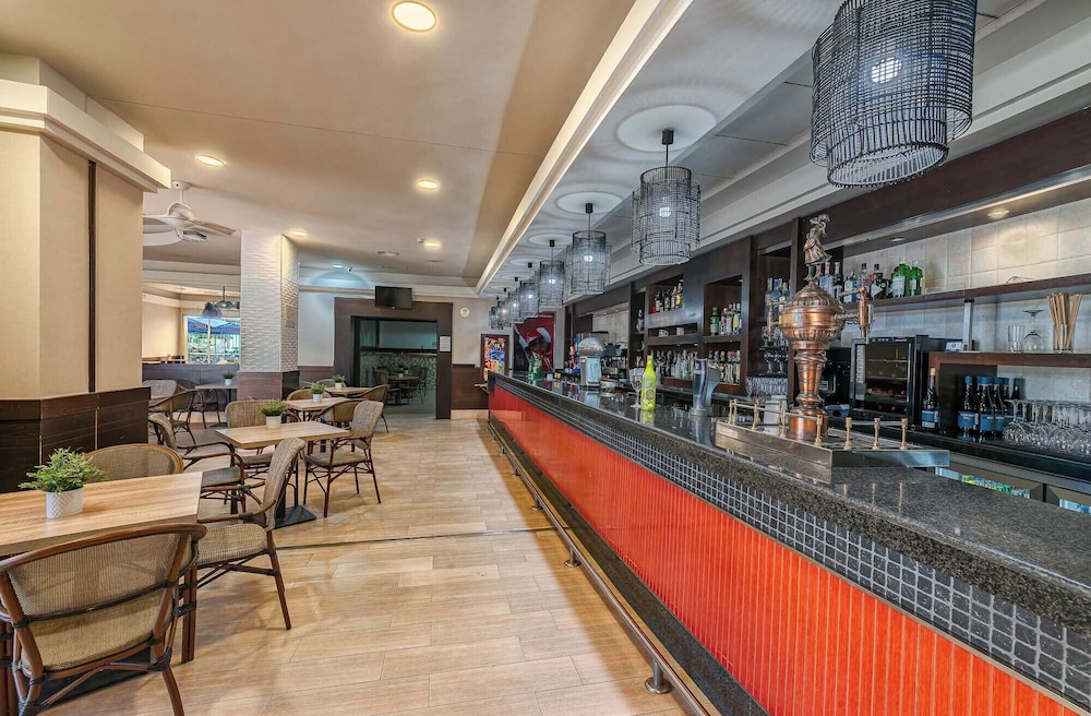 Benalmádena Palace - Hotel SPA & Apartments — Restaurant & bars in Benalmadena, Andalusia