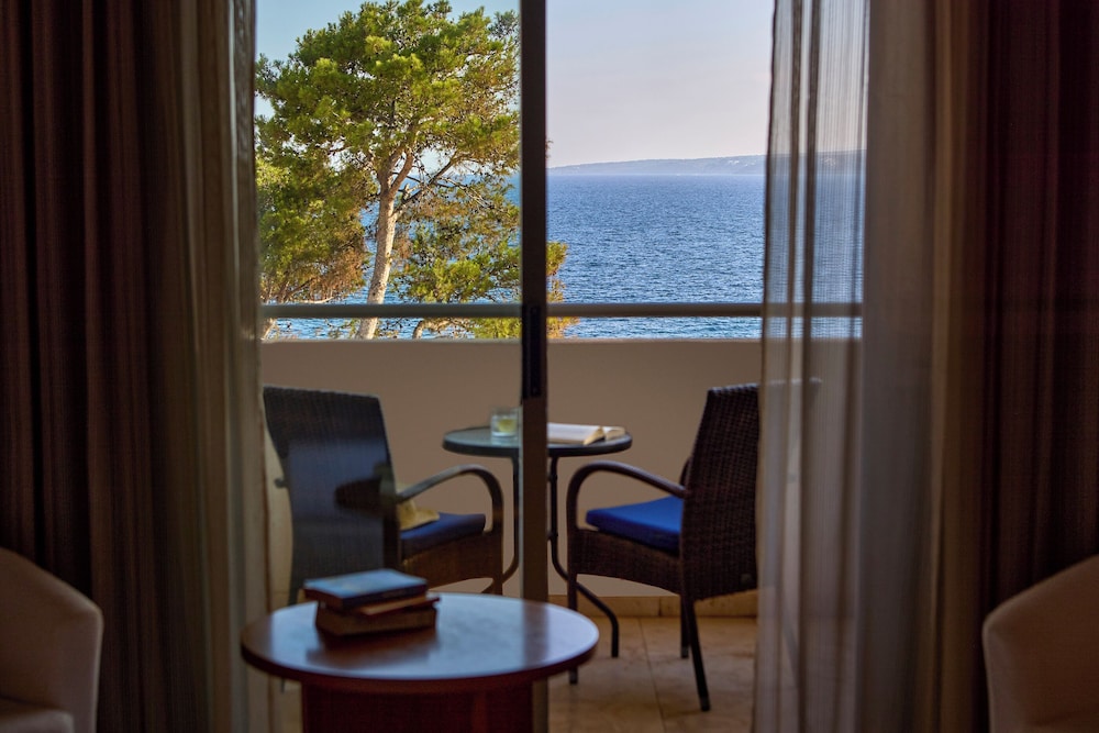 Hotel Bendinat — Hotel rooms in Portals Nous, Balearic Islands
