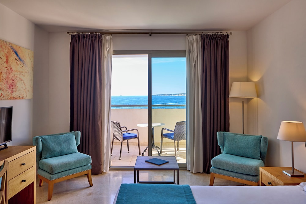 Hotel Bendinat — Hotel rooms in Portals Nous, Balearic Islands