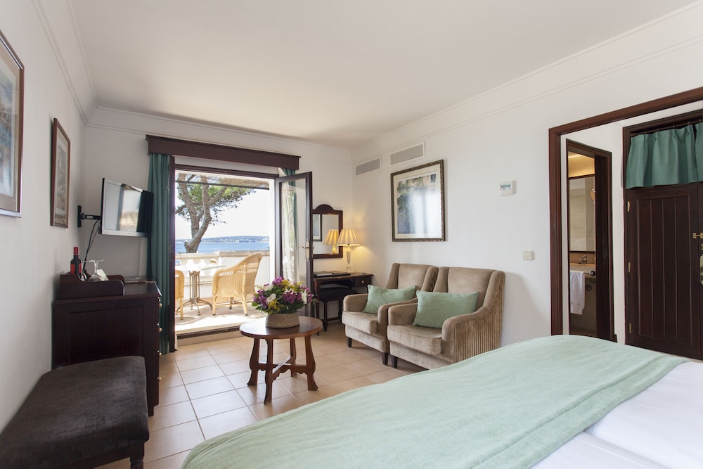 Hotel Bendinat — Hotel rooms in Portals Nous, Balearic Islands