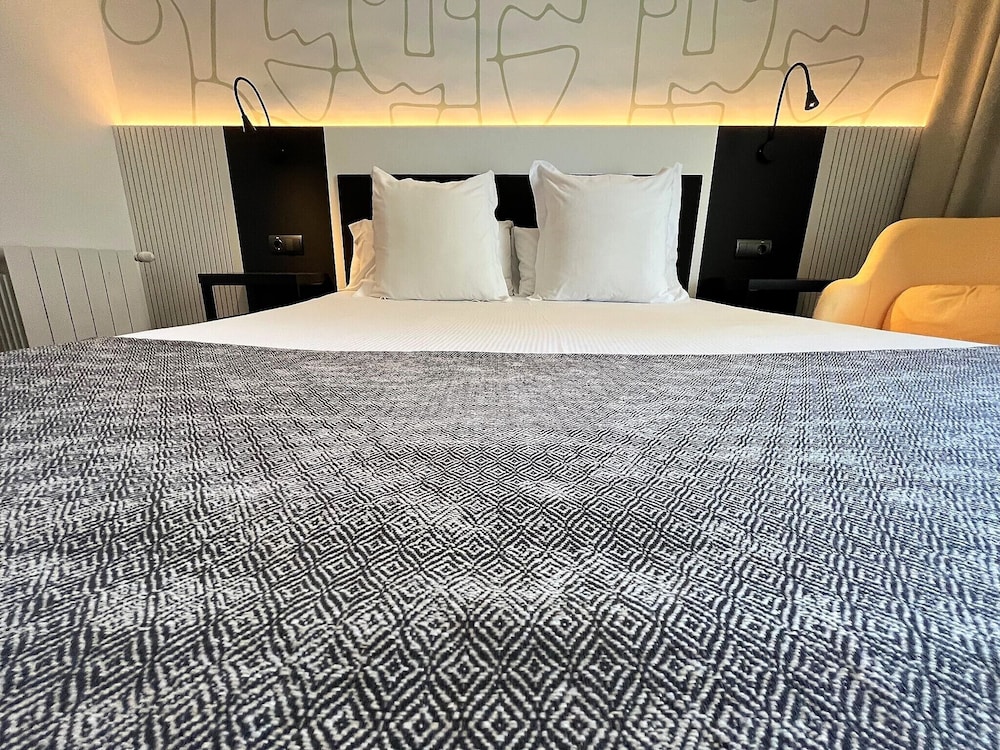 Climia Benidorm Plaza 4* Hotel — Hotel rooms in Benidorm, Valencian Community