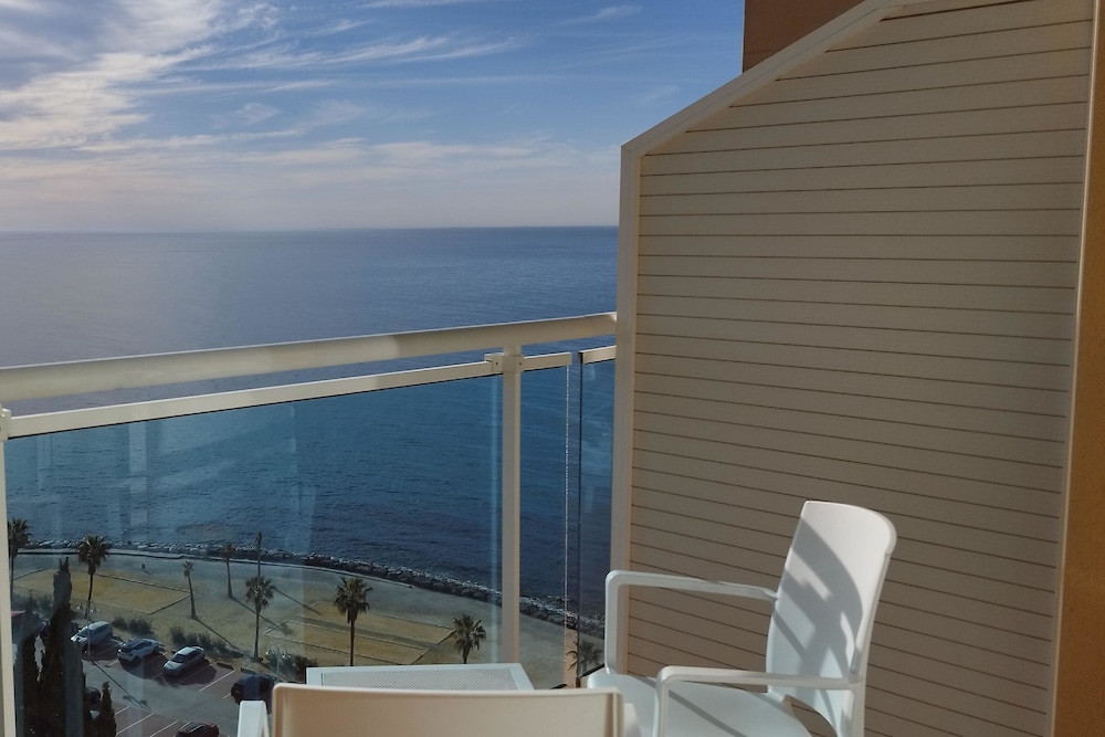 Hotel Best Benalmádena — Hotel rooms in Benalmadena, Andalusia
