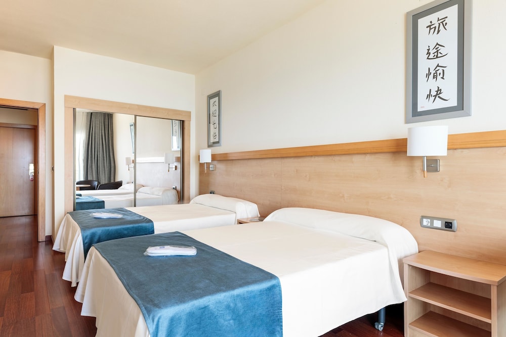 Hotel Best Benalmádena — Hotel rooms in Benalmadena, Andalusia