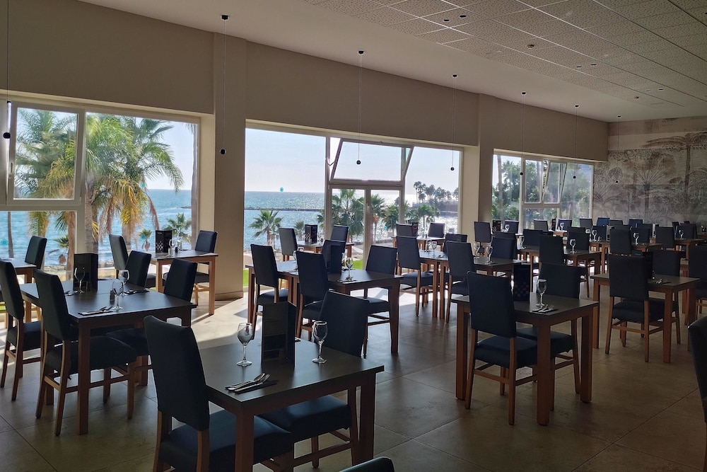 Hotel Best Benalmádena — Restaurant & bars in Benalmadena, Andalusia